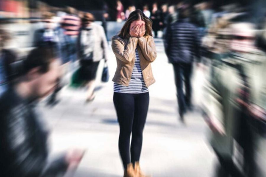 Síntomas de la fobia social: desde la ansiedad hasta el temor a interactuar con otras personas.