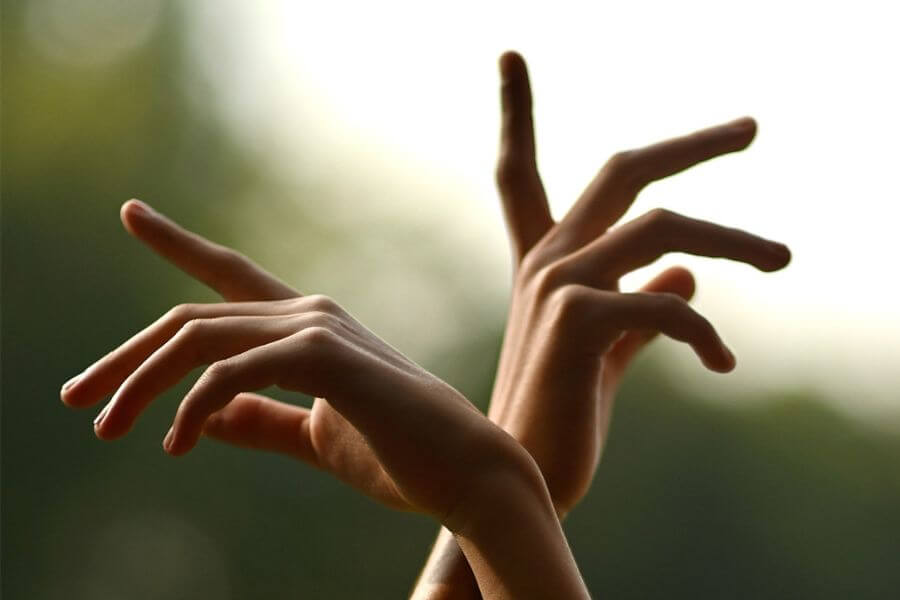 Biodescodificación de morderse las uñas