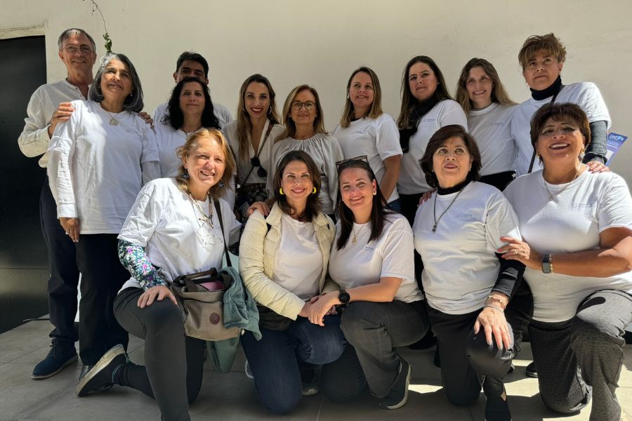 Asistentes del ejercicio sistémico colectivo para abrir camino al éxito.