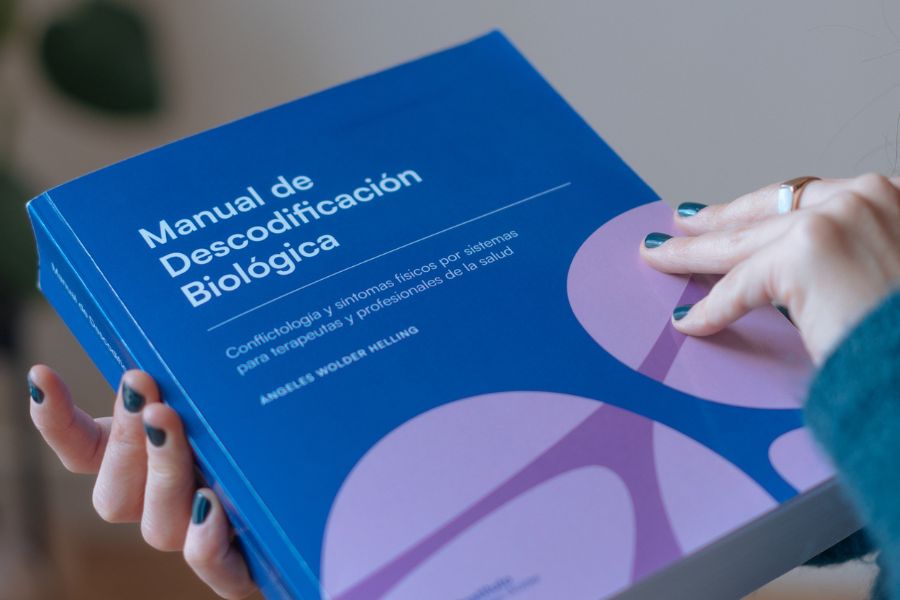 Manual de Descodificación Biológica: Síntomas físicos, de Ángeles Wolder.